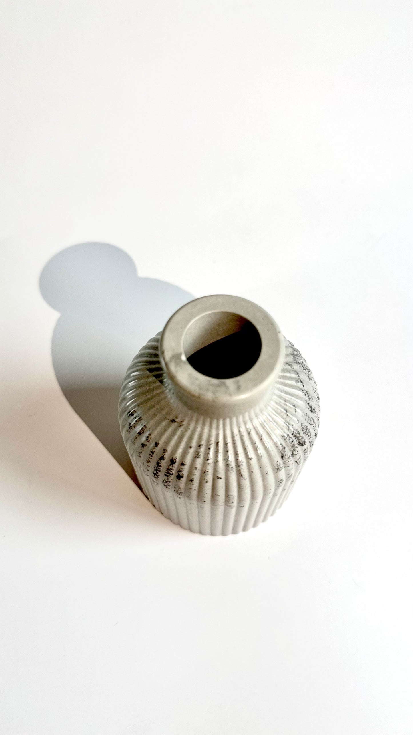 Vase – Modern & Minimalist Bud Vase for Home & Office Decor