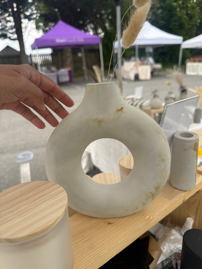 Halo vase