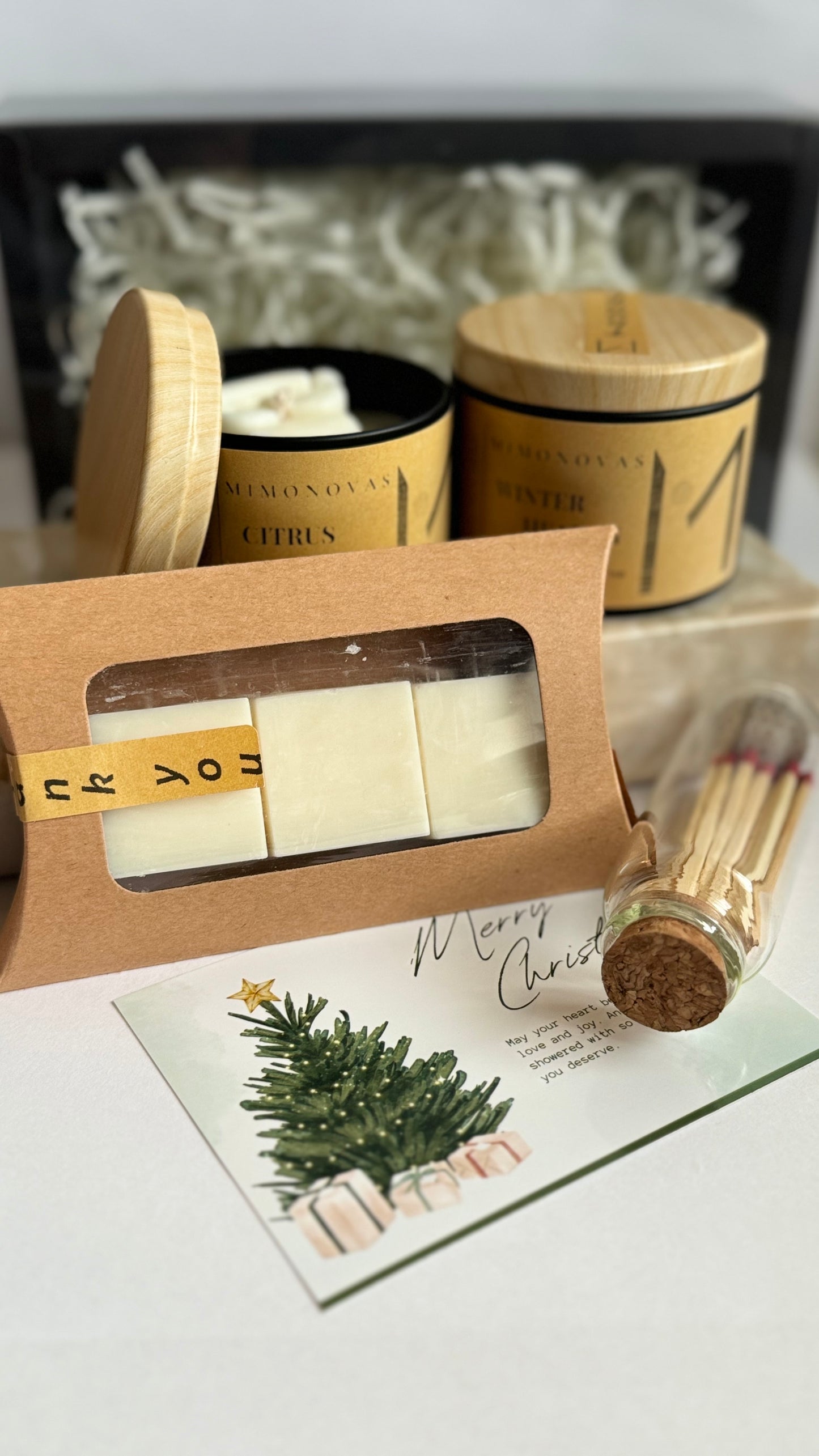 Santa’s Warmth Gift Box: A Holiday Treasure